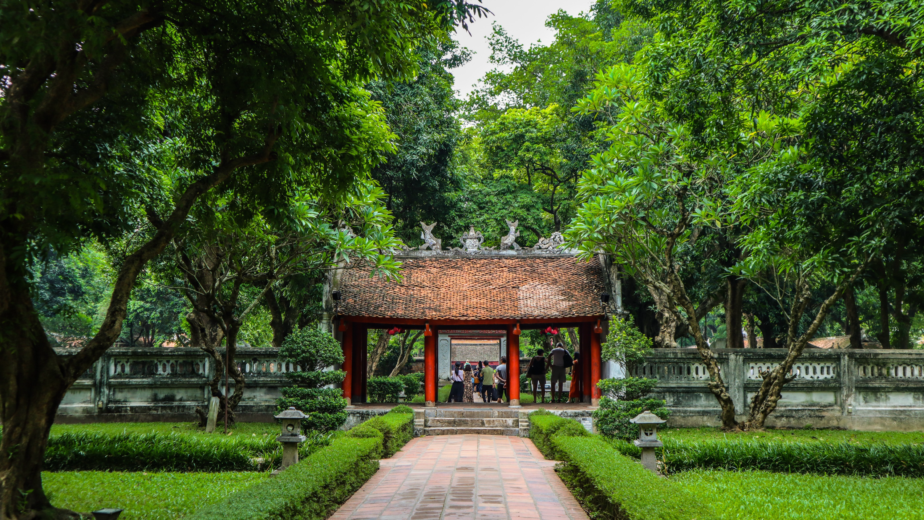 Tham gia kháng chiến chống Pháp